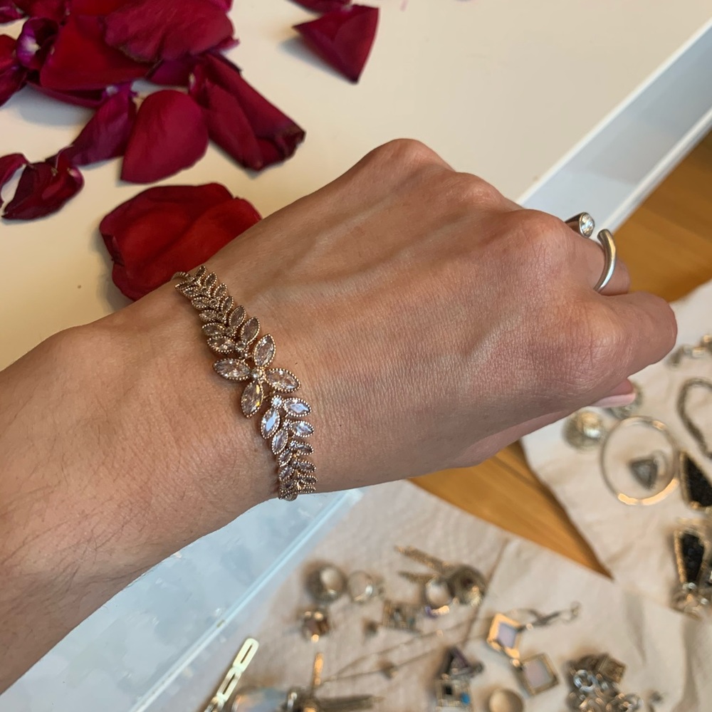 Multiple Items. Earrings And Bracelets. - image 3